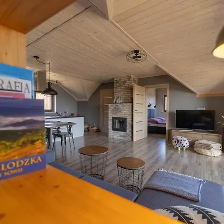 Widokowa Osada Séjour à la ferme Międzylesie