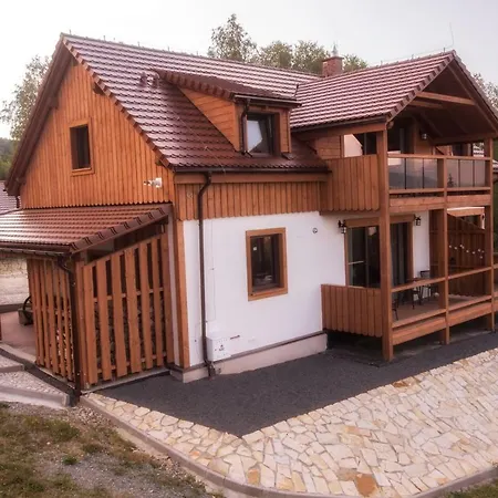 Widokowa Osada Farmház Międzylesie